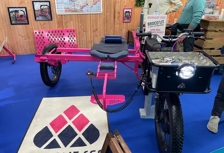 <em class="placeholder">Side-car maraîcher électrique Broco'Lit de l'entreprise bretonne Romanesco au salon du Sival 2026</em>