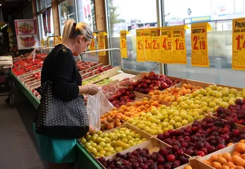 En 2020, la production de fruits augmente en valeur, du fait du net rebond des prix, alors que les volumes se contractent, selon les comptes de l'agriculture. © RFL