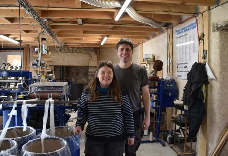<em class="placeholder">Emilie Renard et Nicolas Besseau</em>